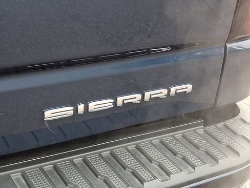 Used 2019 GMC Sierra 1500 Denali w/ Denali Ultimate Package AWD/4WD image 34