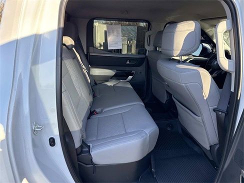 Used 2024 Toyota Tundra Limited image 11