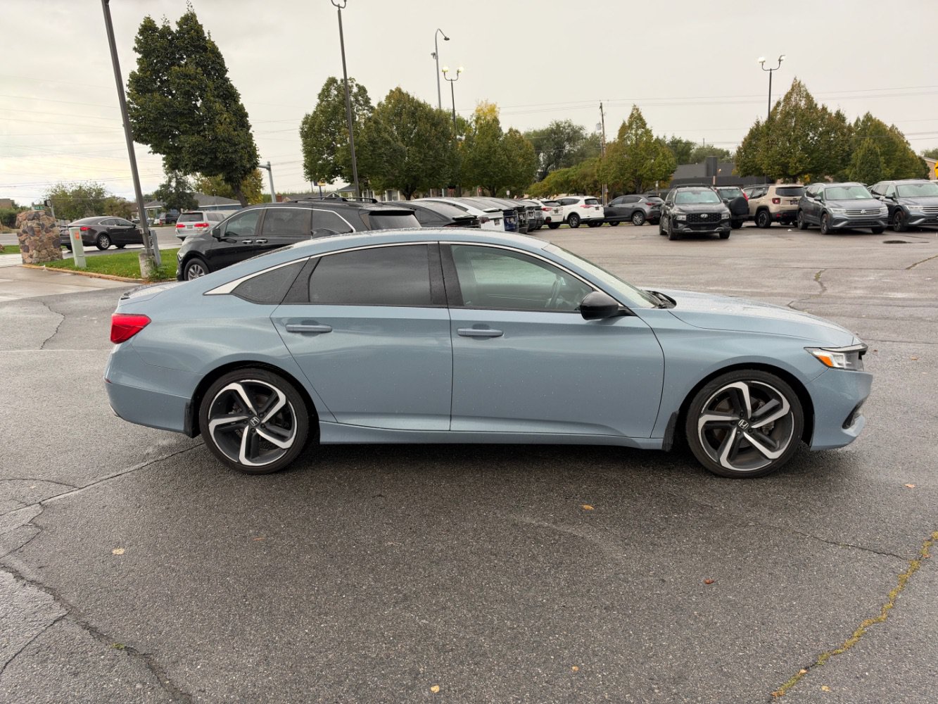 Used 2022 Honda Accord Sport image 6
