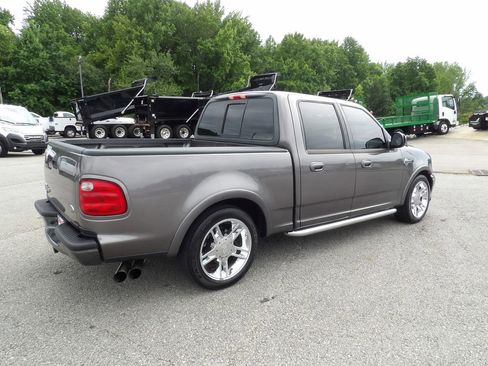 Used 2002 Ford F150 Harley-Davidson RWD image 8