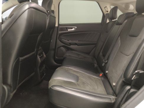 Used 2017 Ford Edge Sport w/ Technology Package image 18