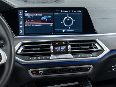 Certified 2022 BMW X5 xDrive40i w/ M Sport Package image 19