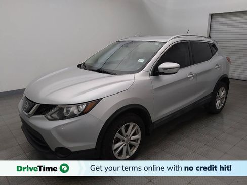 Used 2018 Nissan Rogue Sport SV FWD image 1