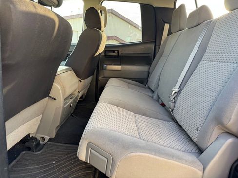 Used 2013 Toyota Tundra 4x4 Double Cab w/ Tow Pkg image 4