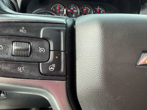 Used 2020 Chevrolet Silverado 1500 LT w/ All-Star Edition image 17