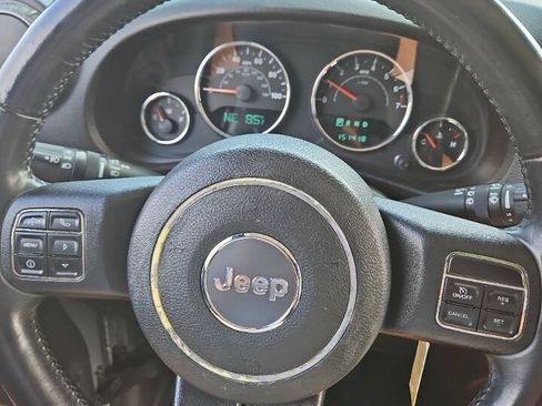 Used 2014 Jeep Wrangler Unlimited Sport w/ Quick Order Package 24S AWD/4WD image 19