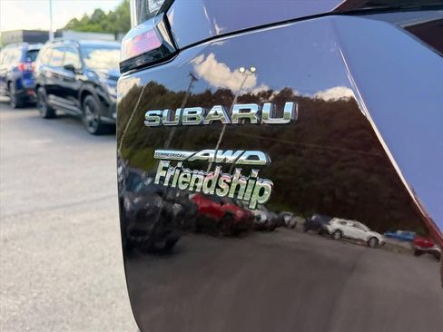 Certified 2025 Subaru Outback Limited AWD/4WD image 31