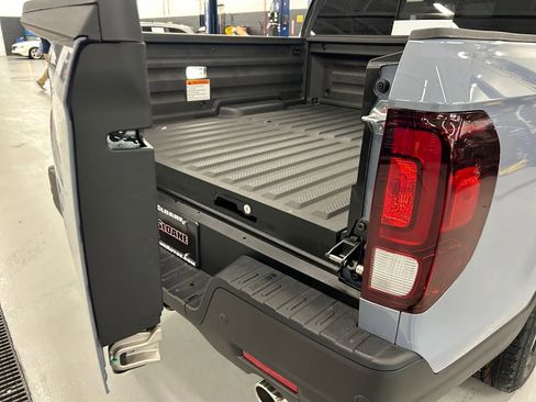 New 2026 Honda Ridgeline Black Edition image 19