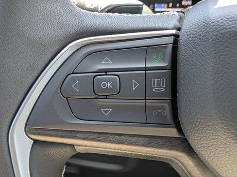 New 2026 Jeep Grand Cherokee Limited RWD image 27