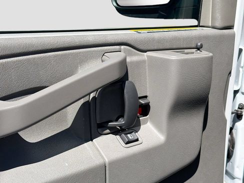 Used 2025 Chevrolet Express 2500 w/ Driver Convenience Package RWD image 17