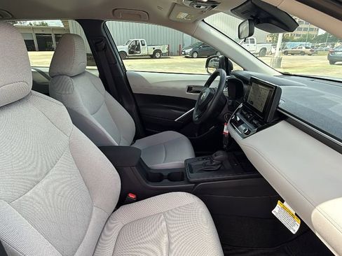 Certified 2026 Toyota Corolla Cross L image 30