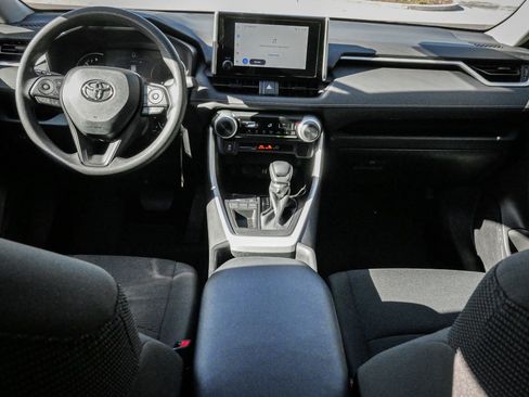 Used 2023 Toyota RAV4 LE image 27