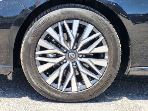 Certified 2025 Nissan Altima 2.5 SV FWD image 7