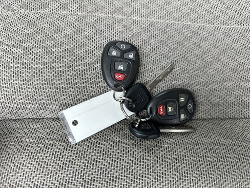 Used 2021 Chevrolet Express 2500 w/ Driver Convenience Package image 26