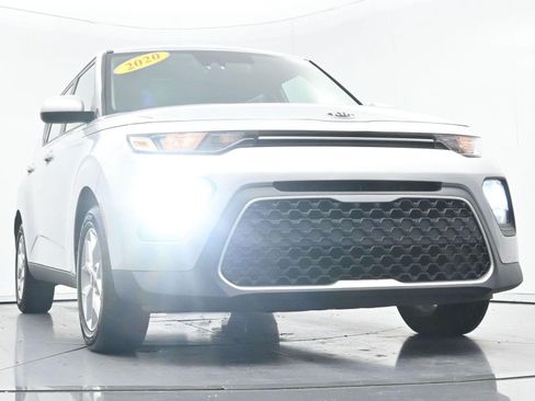 Used 2020 Kia Soul S FWD image 41