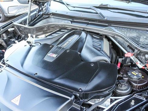 Used 2018 BMW X6 M image 33