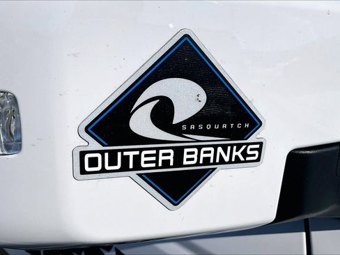 Used 2022 Ford Bronco Outer Banks w/ Sasquatch Package image 25