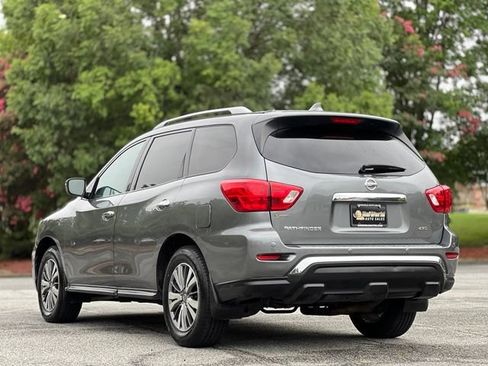 Used 2020 Nissan Pathfinder S AWD/4WD image 7