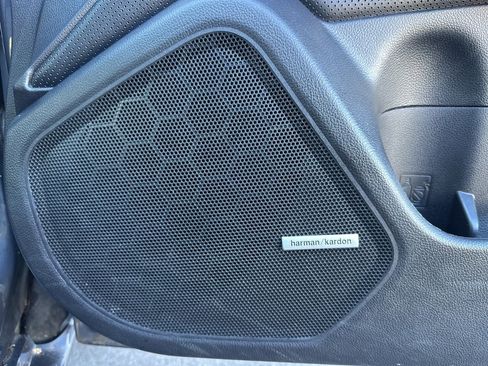 Used 2016 Subaru Legacy 3.6R Limited image 36