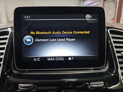 Used 2017 Mercedes-Benz GLE 350 4MATIC image 22