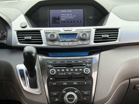 Used 2011 Honda Odyssey Touring image 17