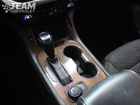 Used 2019 GMC Acadia SLE w/ Driver Alert Package I image 18