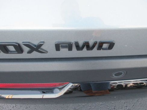 Certified 2025 Chevrolet Equinox RS w/ Convenience Package III AWD/4WD image 12