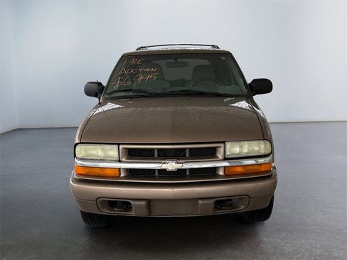 Used 2004 Chevrolet Blazer LS w/ Preferred Equipment Group image 8