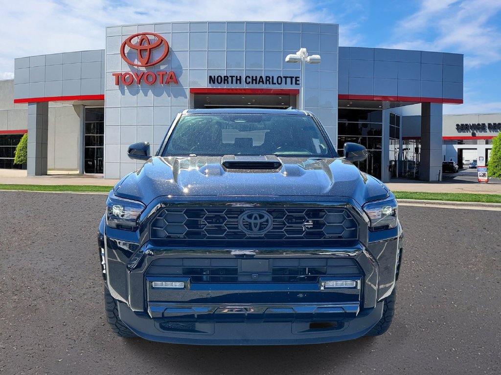 Used 2025 Toyota 4Runner TRD Sport Premium AWD/4WD image 3