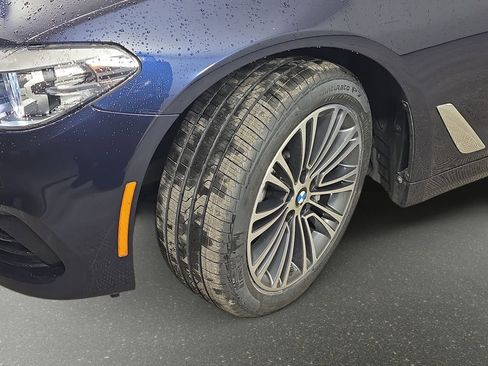 Used 2018 BMW 530i xDrive AWD/4WD image 37