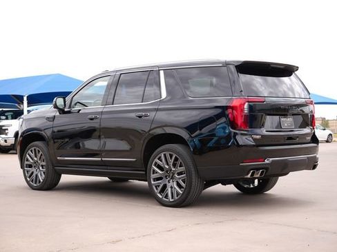 Used 2025 GMC Yukon Denali Ultimate w/ LPO, Floor Liner Package AWD/4WD image 6