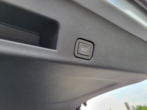 New 2026 Chevrolet Traverse LT AWD/4WD image 25