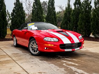 Used 2002 Chevrolet Camaro Z28 w/ SS Performance/Appearance Pkg video 2