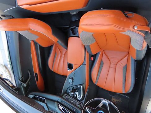 Used 2019 BMW i8 Roadster AWD/4WD image 38
