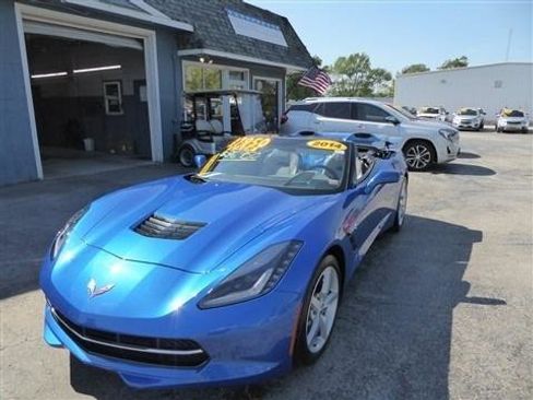 Used 2014 Chevrolet Corvette Stingray Convertible w/ 3LT Preferred Equipment Group RWD image 2