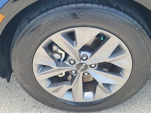 Used 2025 Kia Sportage SX FWD image 7