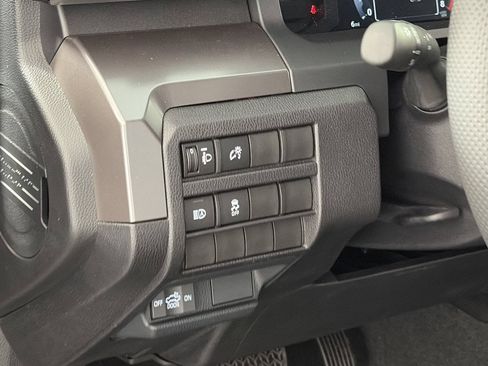 New 2026 Toyota Tacoma SR5 AWD/4WD image 11