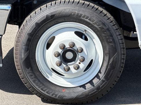 New 2025 Ford E-350 and Econoline 350 Super Duty w/ Power Equipment Group image 21