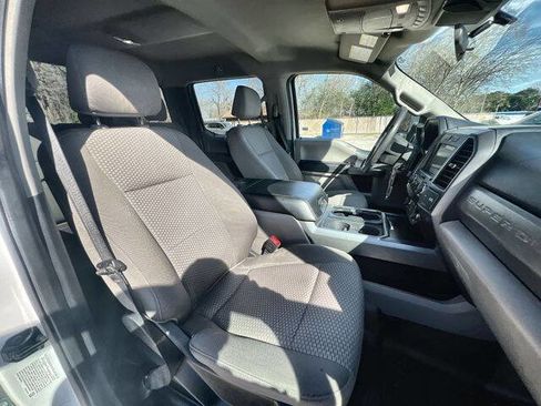 Used 2021 Ford F350 XLT w/ FX4 Off-Road Package image 26