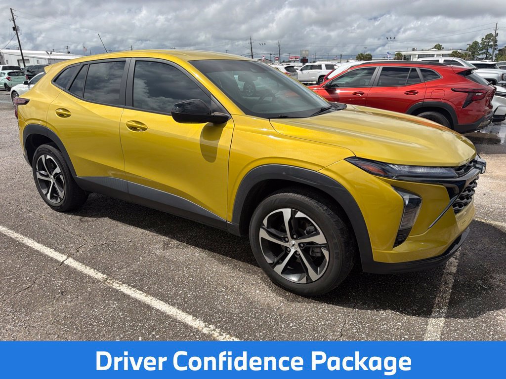 Used 2024 Chevrolet Trax RS w/ Driver Confidence Package FWD image 5