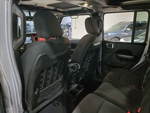 Used 2019 Jeep Wrangler Unlimited Rubicon AWD/4WD image 25