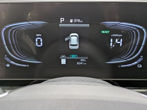 Certified 2024 Kia Niro EX image 16