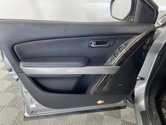 Used 2011 MAZDA CX-9 Grand Touring w/ Moonroof & Bose Audio Pkg AWD/4WD image 16