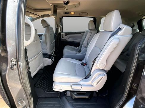 Used 2018 Honda Odyssey Elite image 21