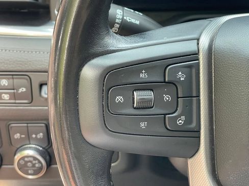 Used 2022 GMC Yukon Denali AWD/4WD image 18