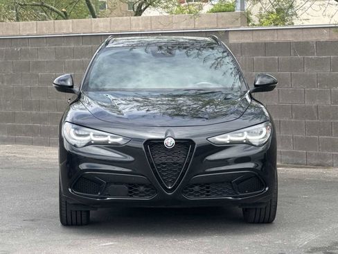 Used 2024 Alfa Romeo Stelvio AWD image 3