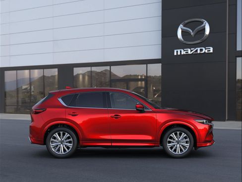 New 2025 MAZDA CX-5 Signature image 5