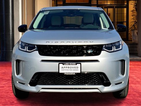 Used 2024 Land Rover Discovery Sport S image 3