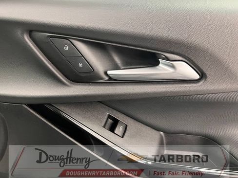 Used 2025 Chevrolet Equinox LT FWD image 36
