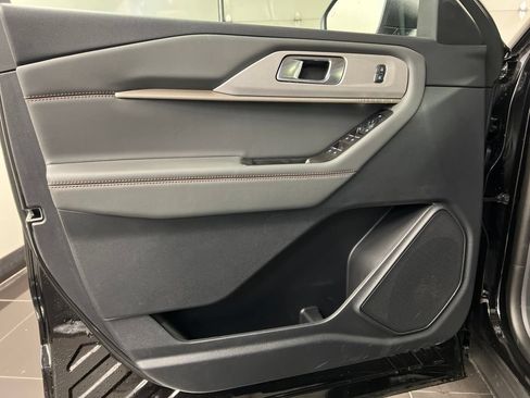 New 2026 Ford Explorer Active w/ Active Comfort Package AWD/4WD image 27